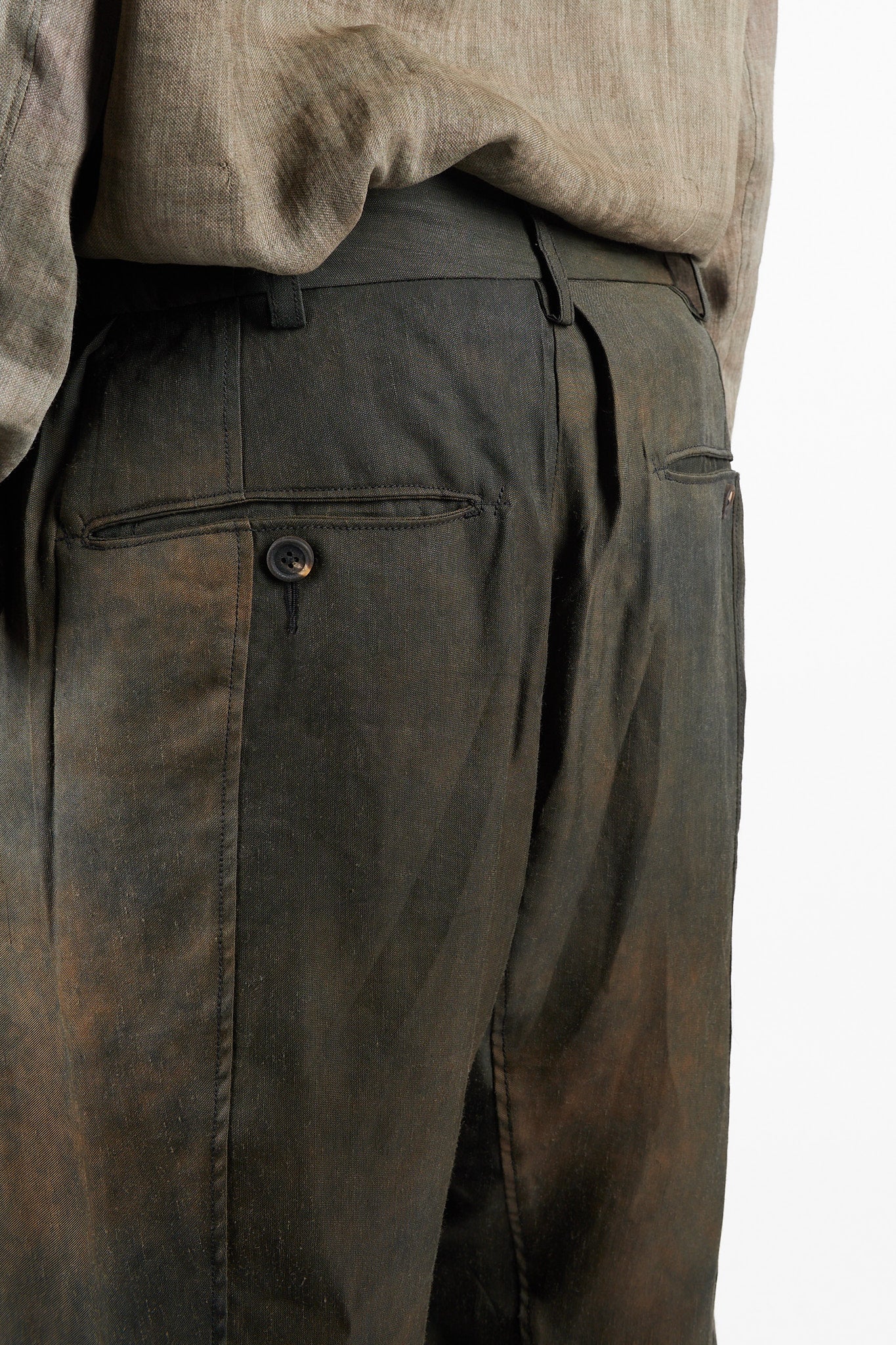 Front Pleats Tapered Long Trousers - Image 4
