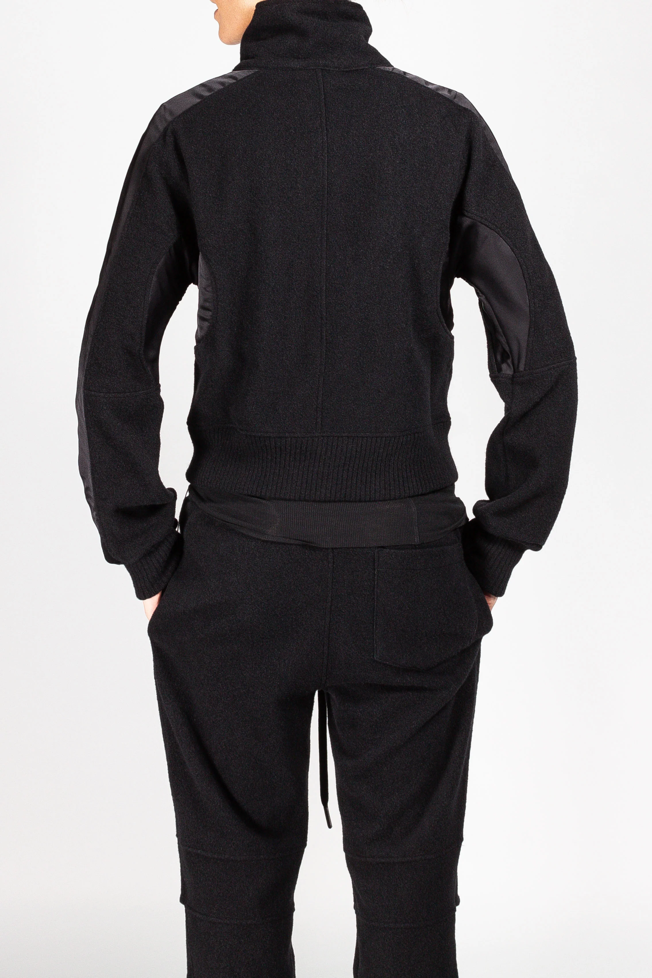 Halfneck Sweater + Zip - Image 4