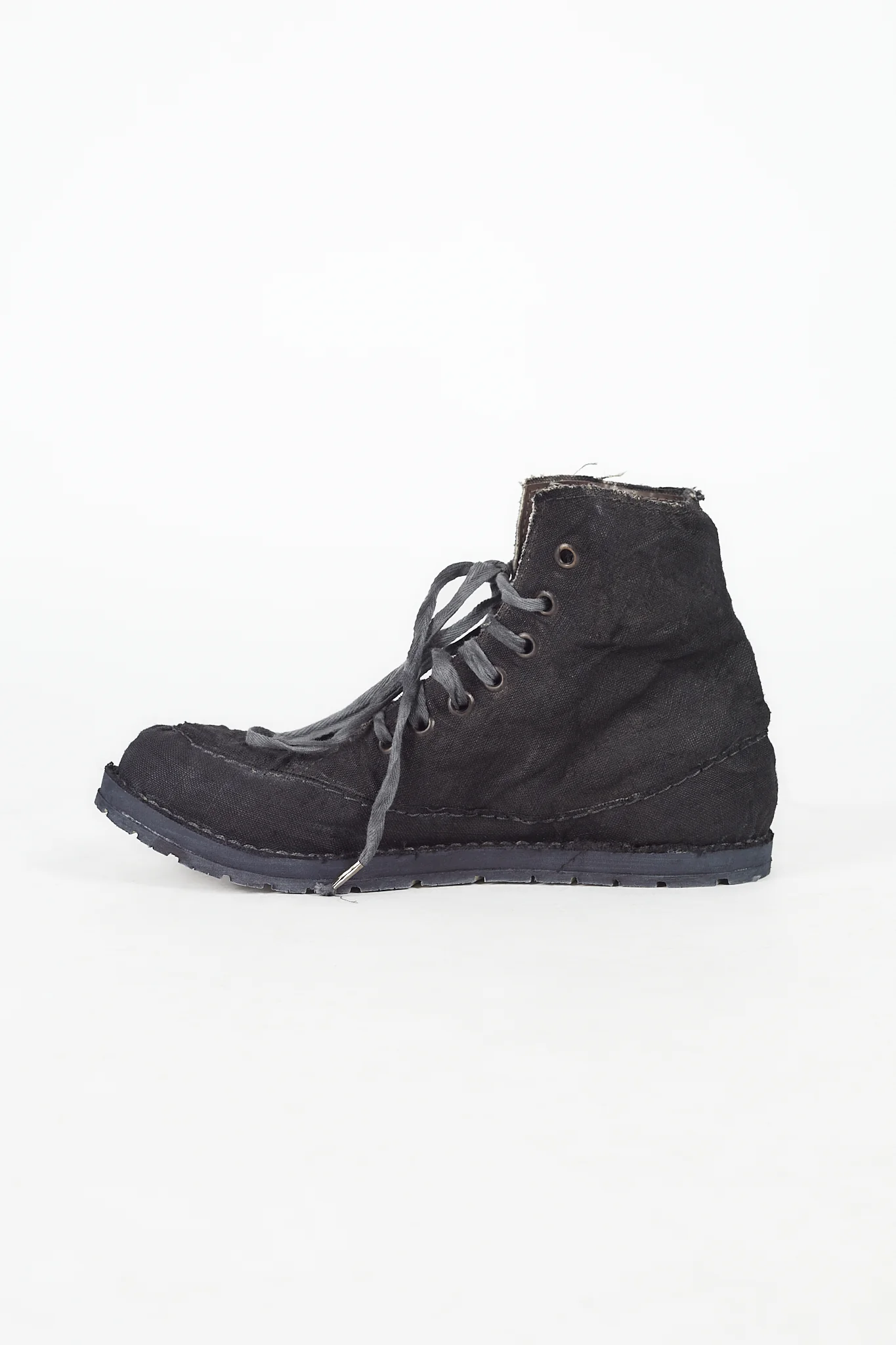 Limited Edition Sneaker - Image 4