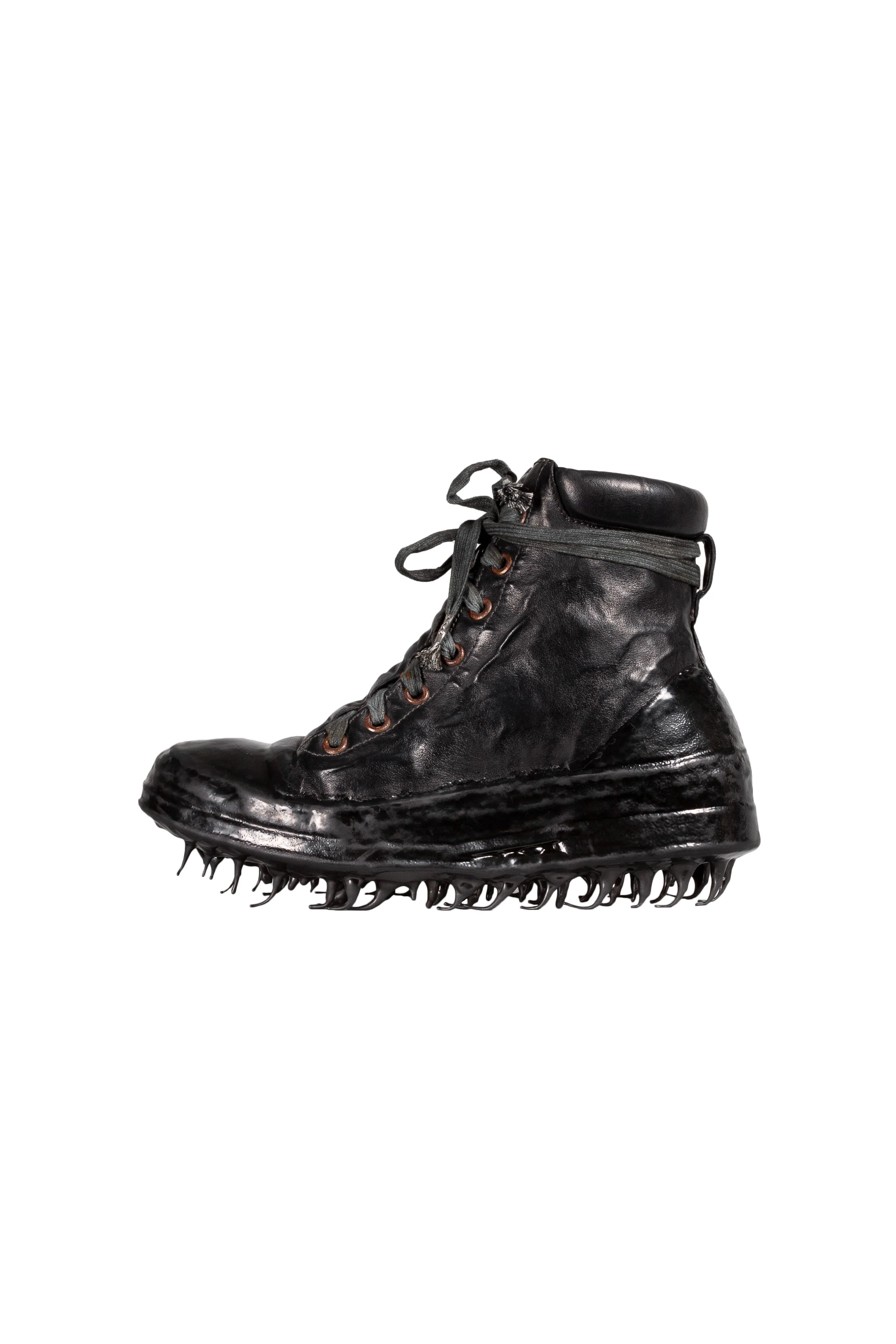 Object Dyed No-Seam Drip Rubber Sneaker